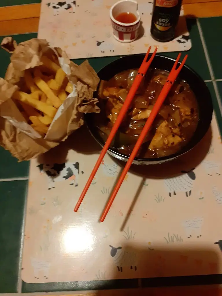 Kirsty Dziennik_Peking House_Cowdenbeath_recensione