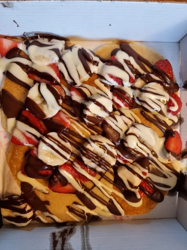 Edita_Sugar & Treats Desserts_Cowdenbeath_review