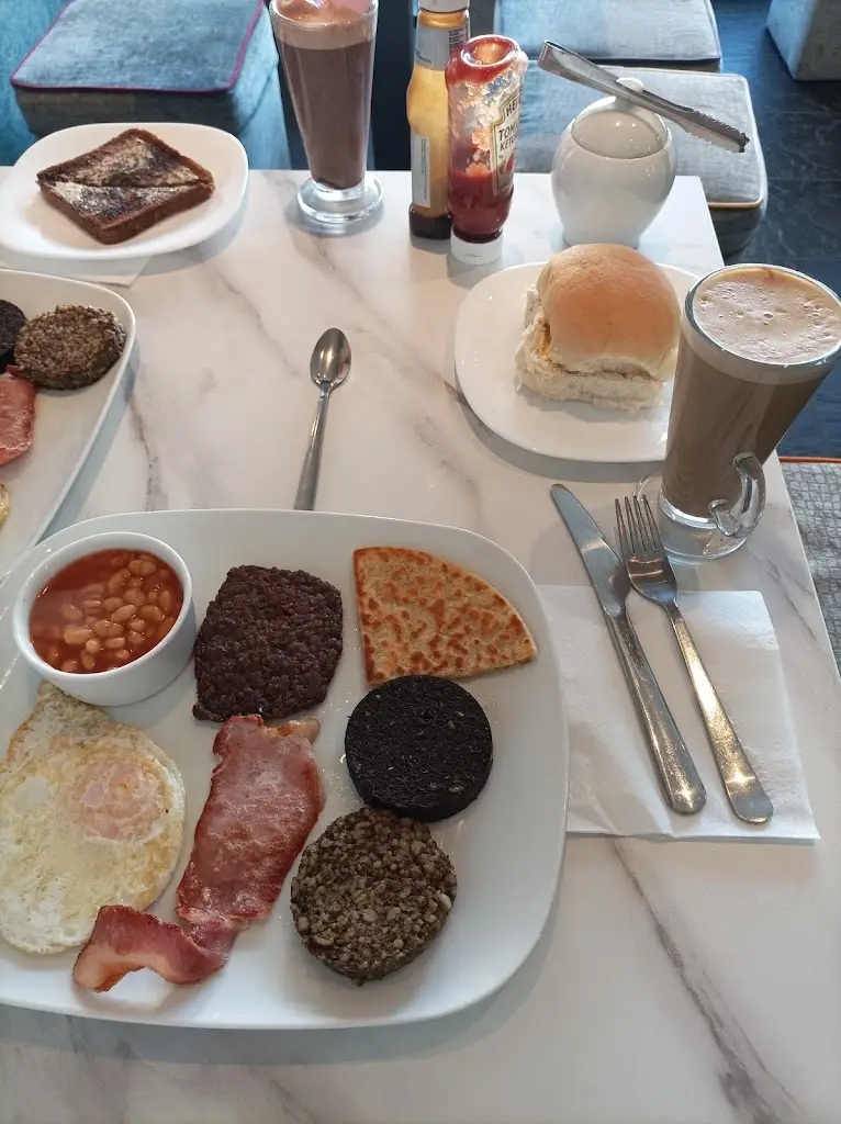 Stormin Normans_Darvel_slider_image_3