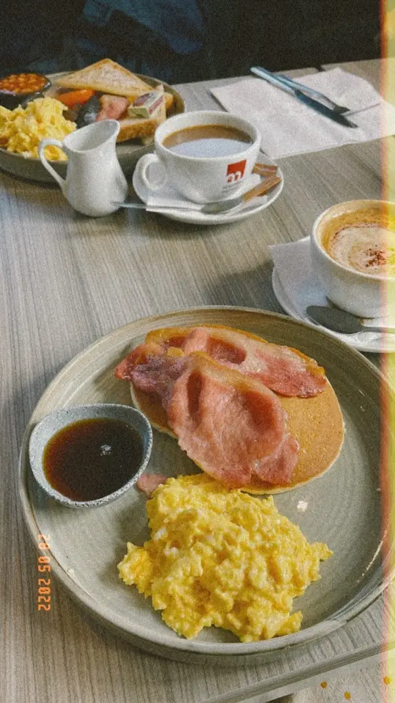 Menu_Arranview Cafe Bistro_Darvel_image_5