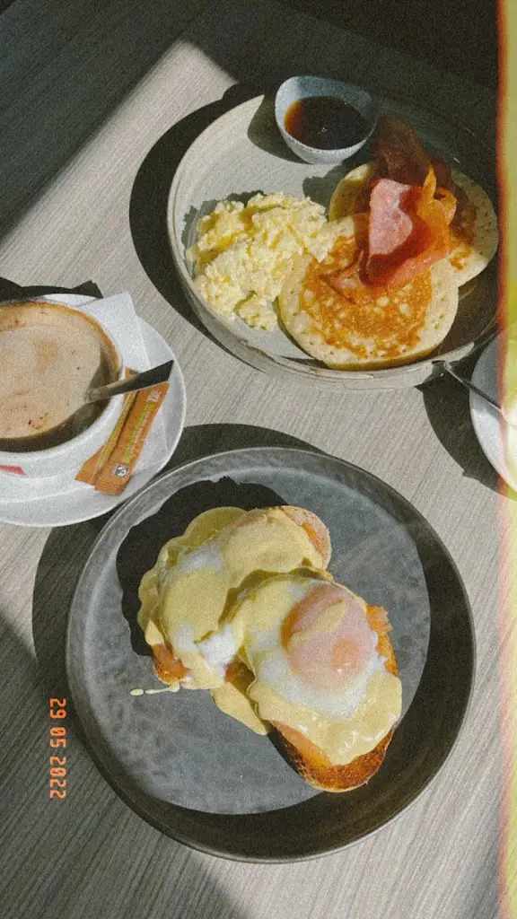 Menu_Arranview Cafe Bistro_Darvel_image_6