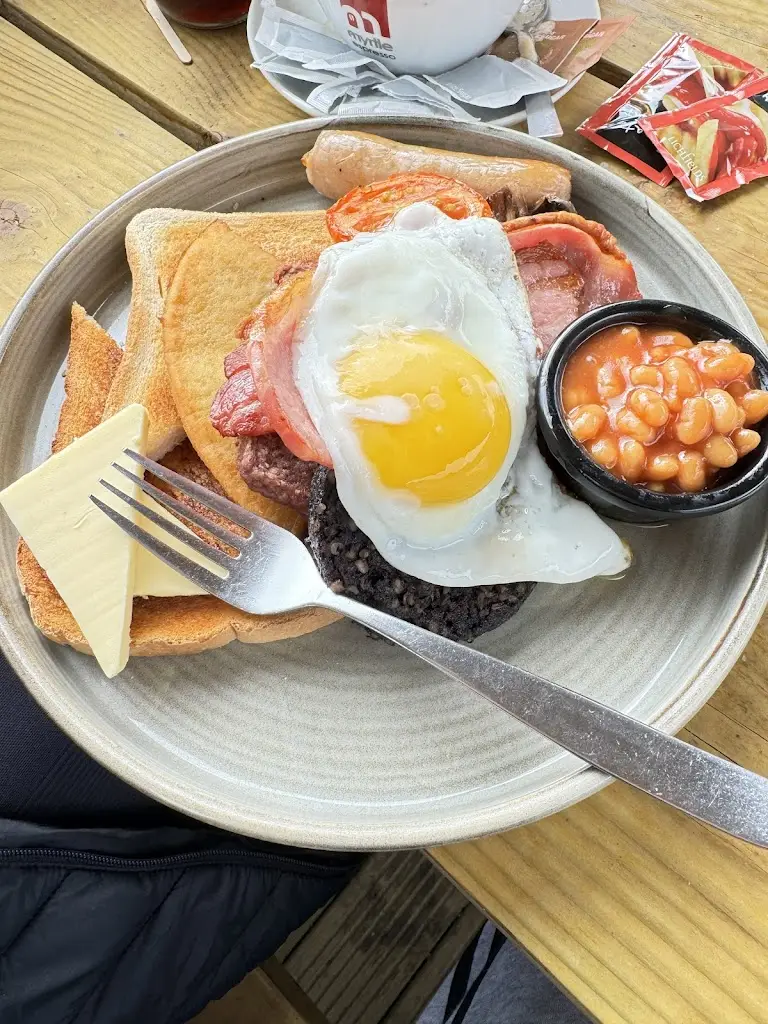 Menu_Arranview Cafe Bistro_Darvel_image_9