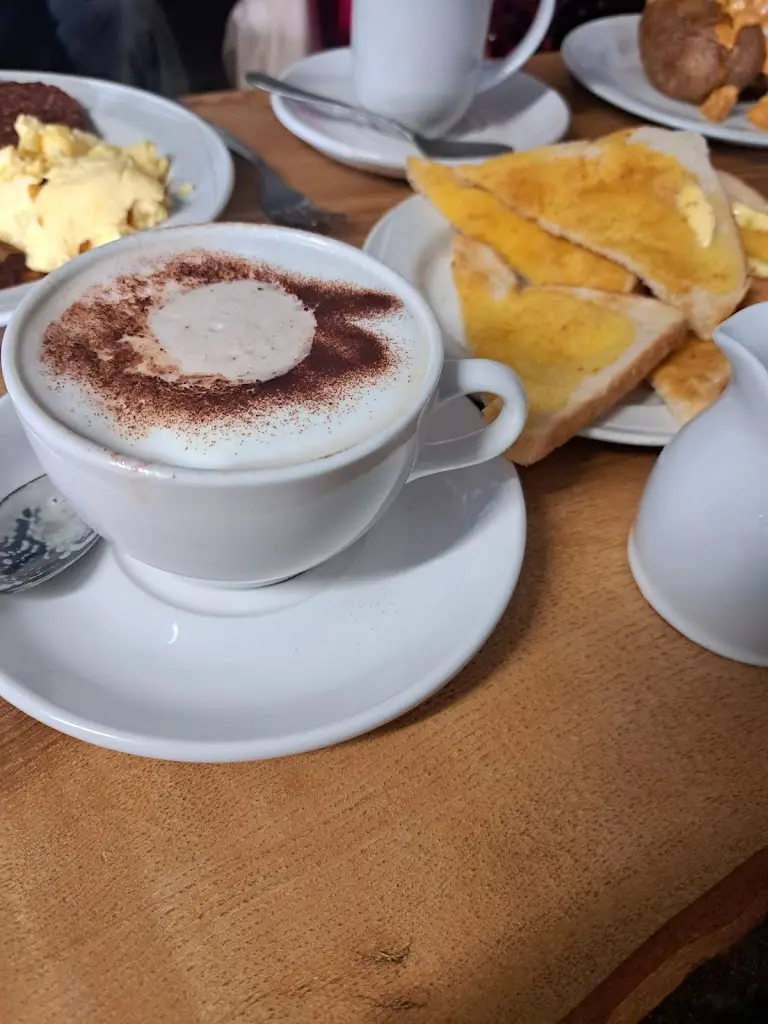 Menu_Bobbin Cafe_Darvel_image_3