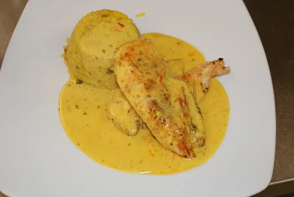 The Wee Train_Darvel_slider_image_3