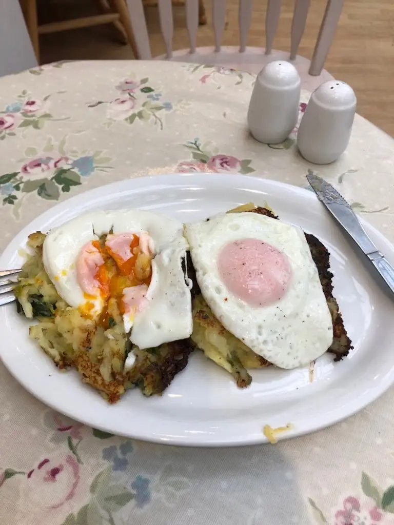 Menu_Whispers Cafe and gift shop_Billingshurst_image_8