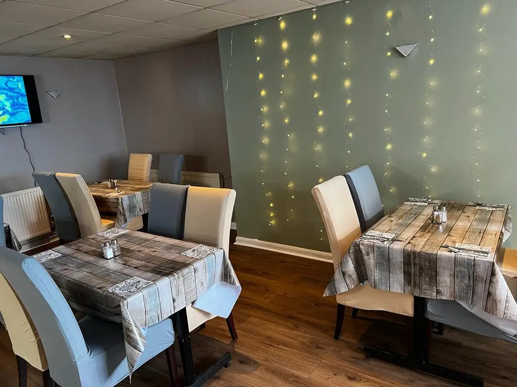 Royal Café restaurant in Darvel