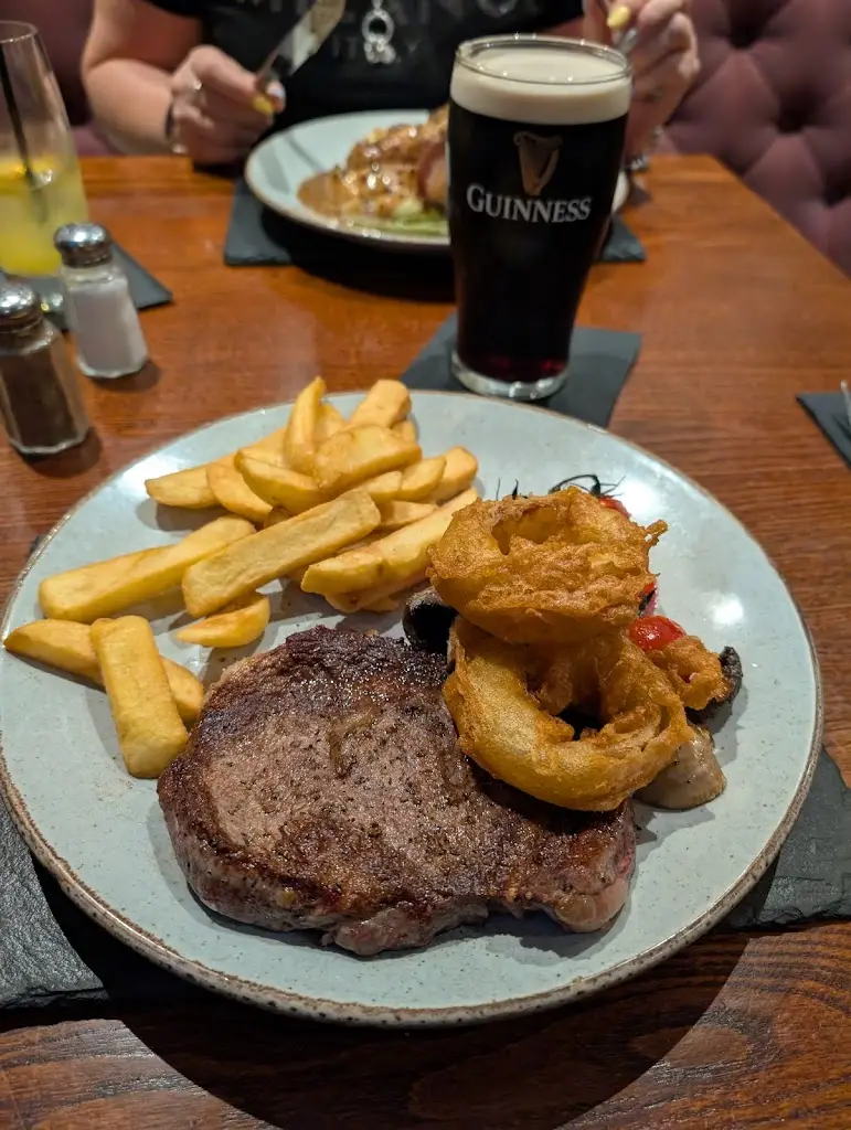 A piece of Cake_The Brae_Dreghorn_recensione