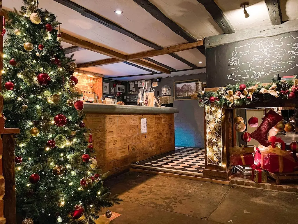 The Bat and Ball Country Pub and Haywards Restaurant_Billingshurst_slider_image_1