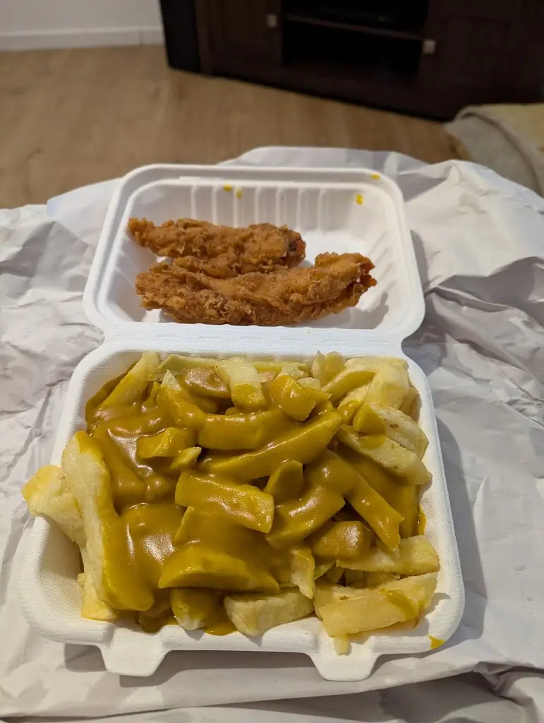 Vince O'Hare_Fausto’s House_Dreghorn_review