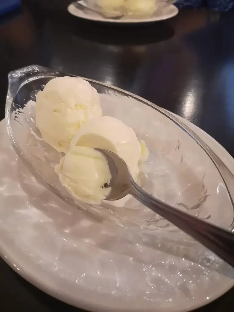 Ian Mcbroom_Lawthorn Farm Pub & Indian Restaurant_Dreghorn_review