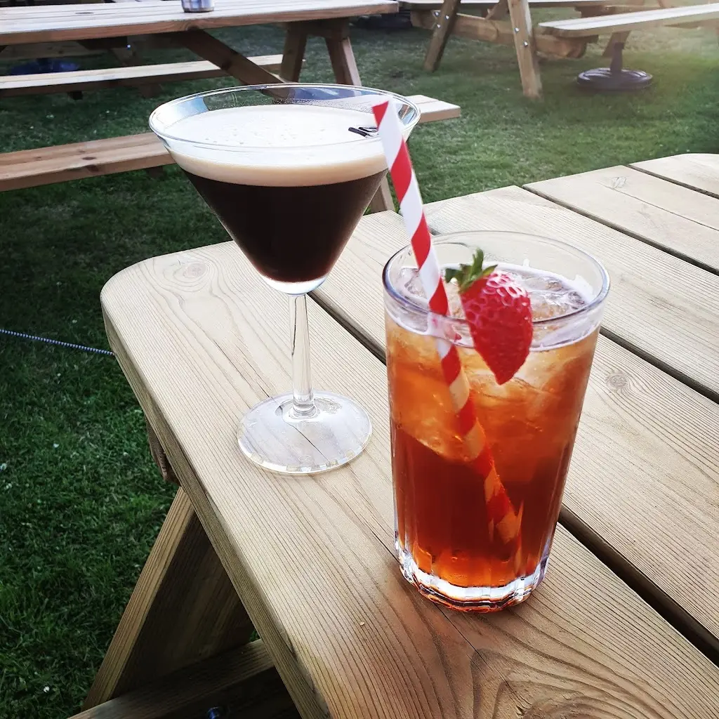 Menu_HUGO'S Bar & Pavilion_Dalgety Bay_image_6