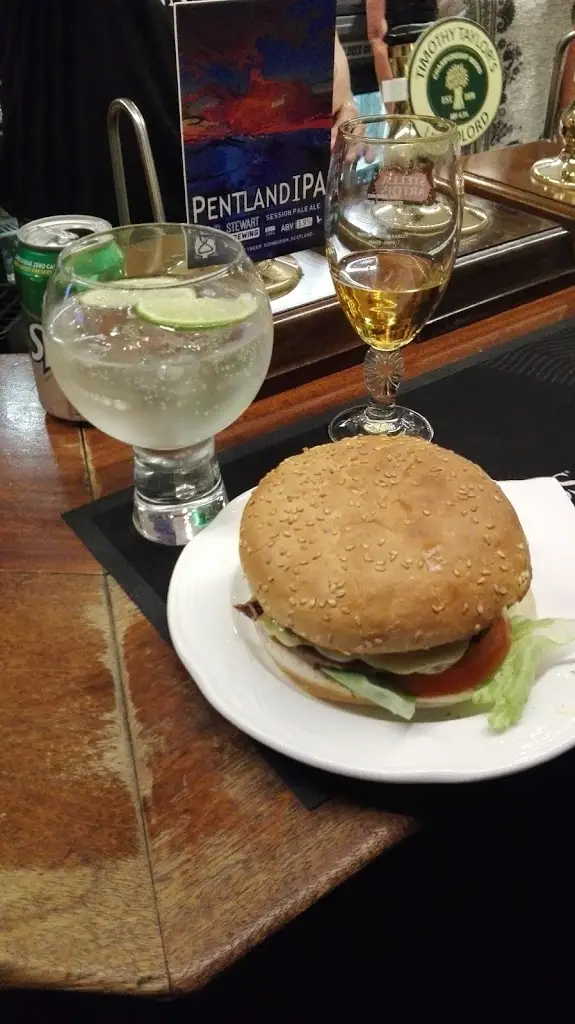 Menu_Hillend Tavern_Dalgety Bay_image_9