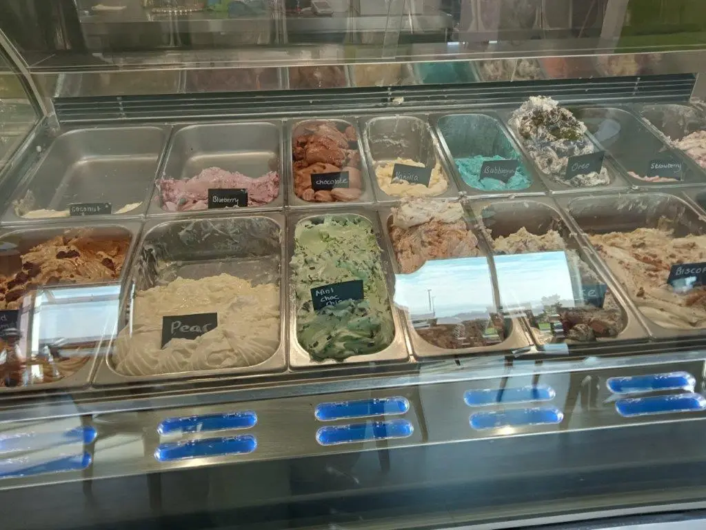 Leslie Mitchell_Ale & Pate_Dalgety Bay_review