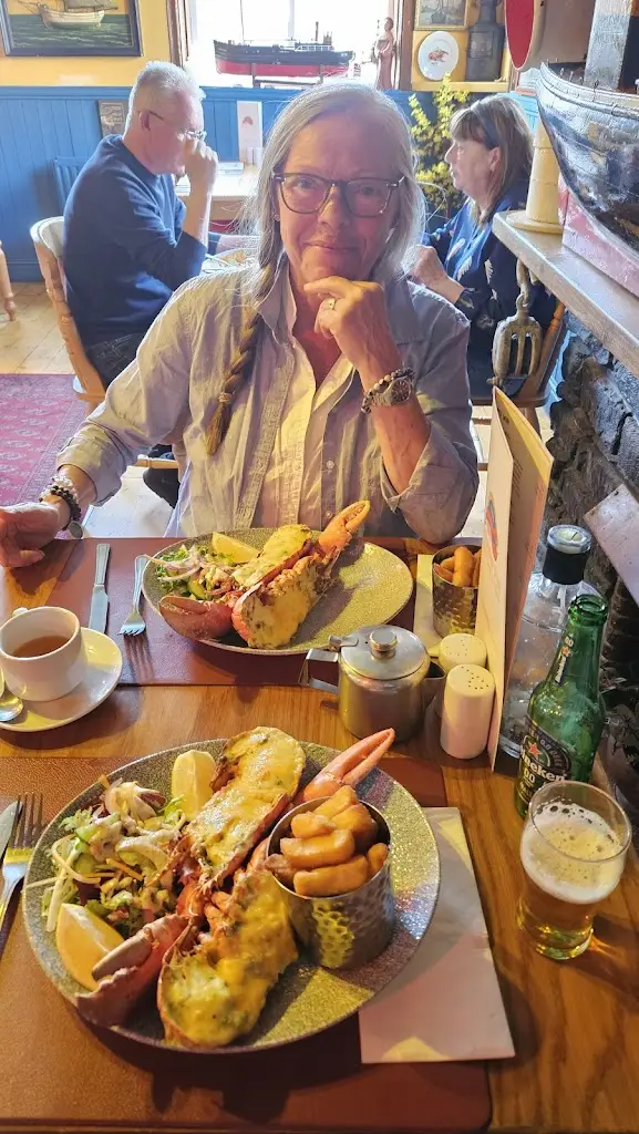 Lobster Pod_Dalgety Bay_slider_image_2