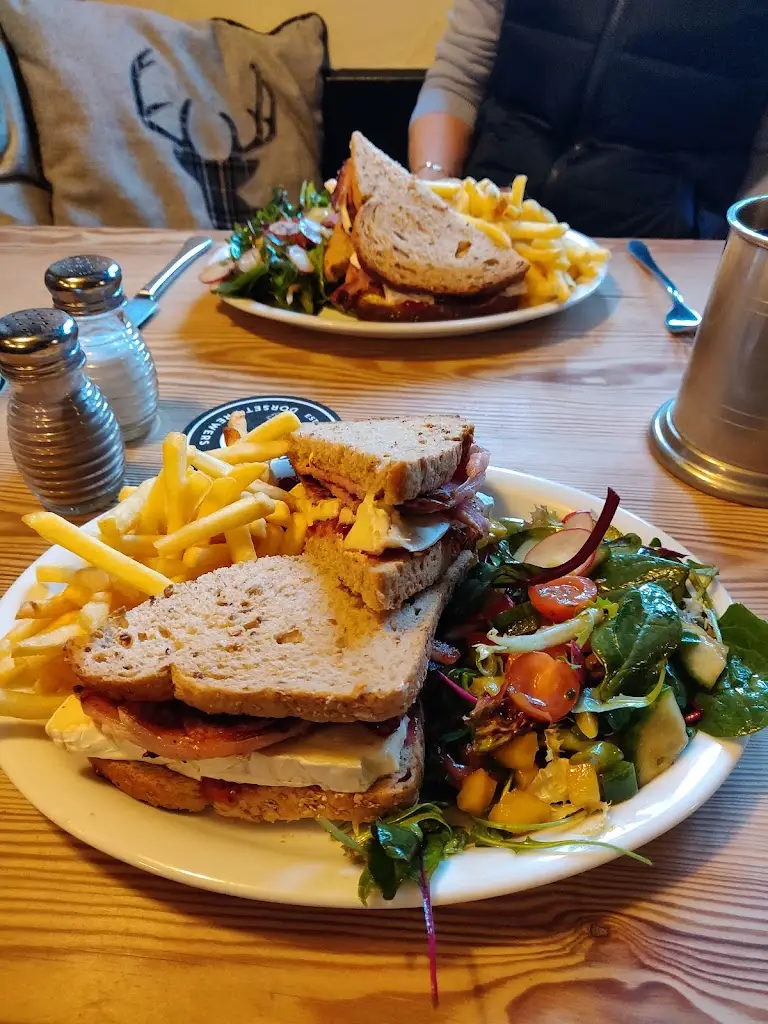 Menu_The Blue Ship_Billingshurst_image_4