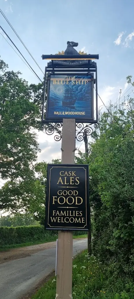 Chris Price_The Blue Ship_Billingshurst_review