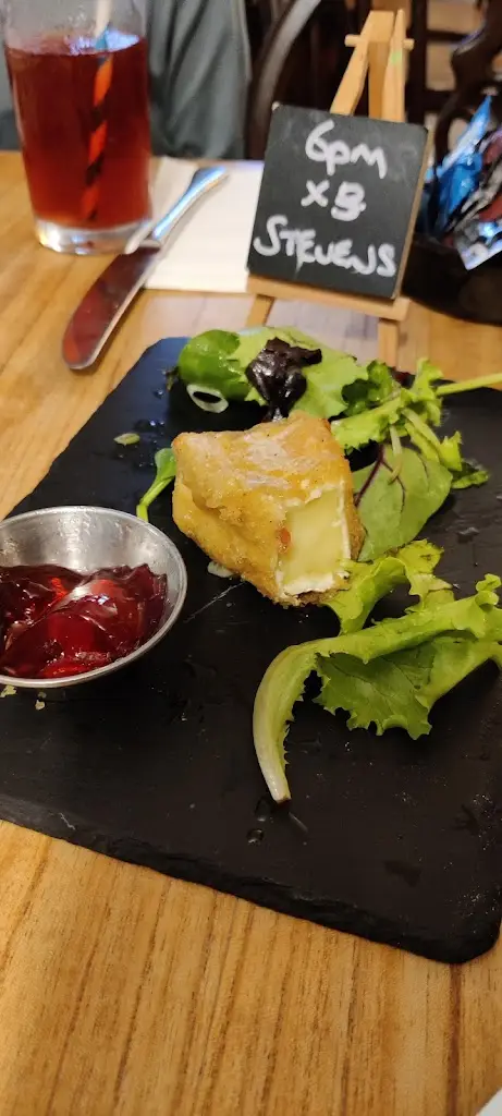 Christophe Stevens_The Blue Ship_Billingshurst_review