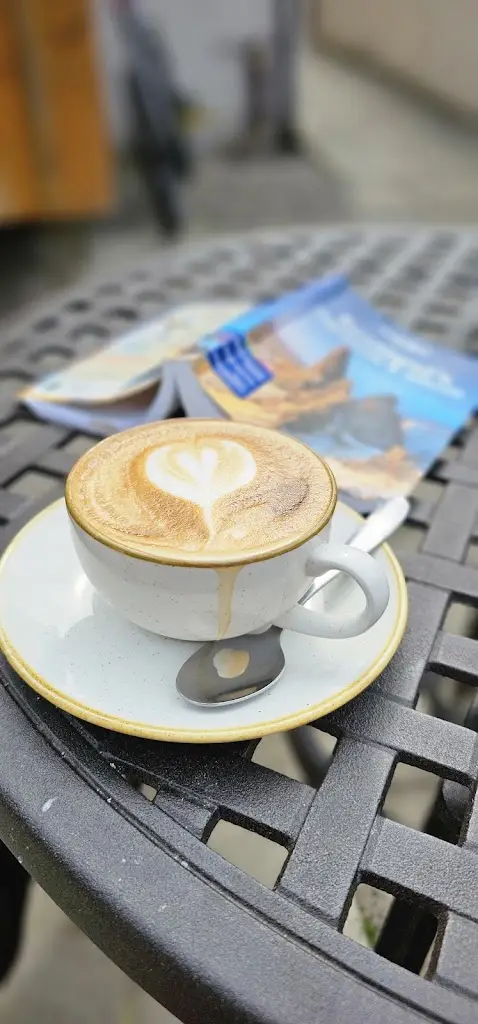 Sonja Carey_Milk & Honey_Dornoch_review