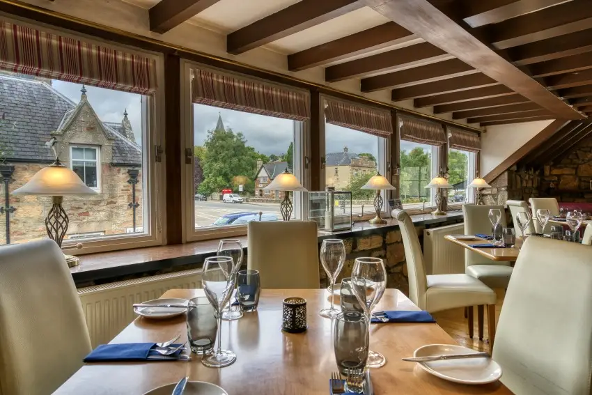 Coach House Bar & Restaurant_Dornoch_slider_image_1