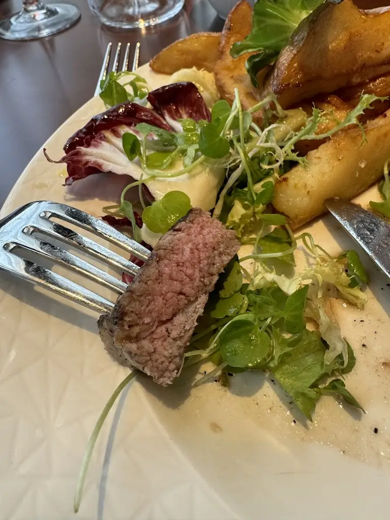 The Golden Gorse_Dornoch_slider_image_2