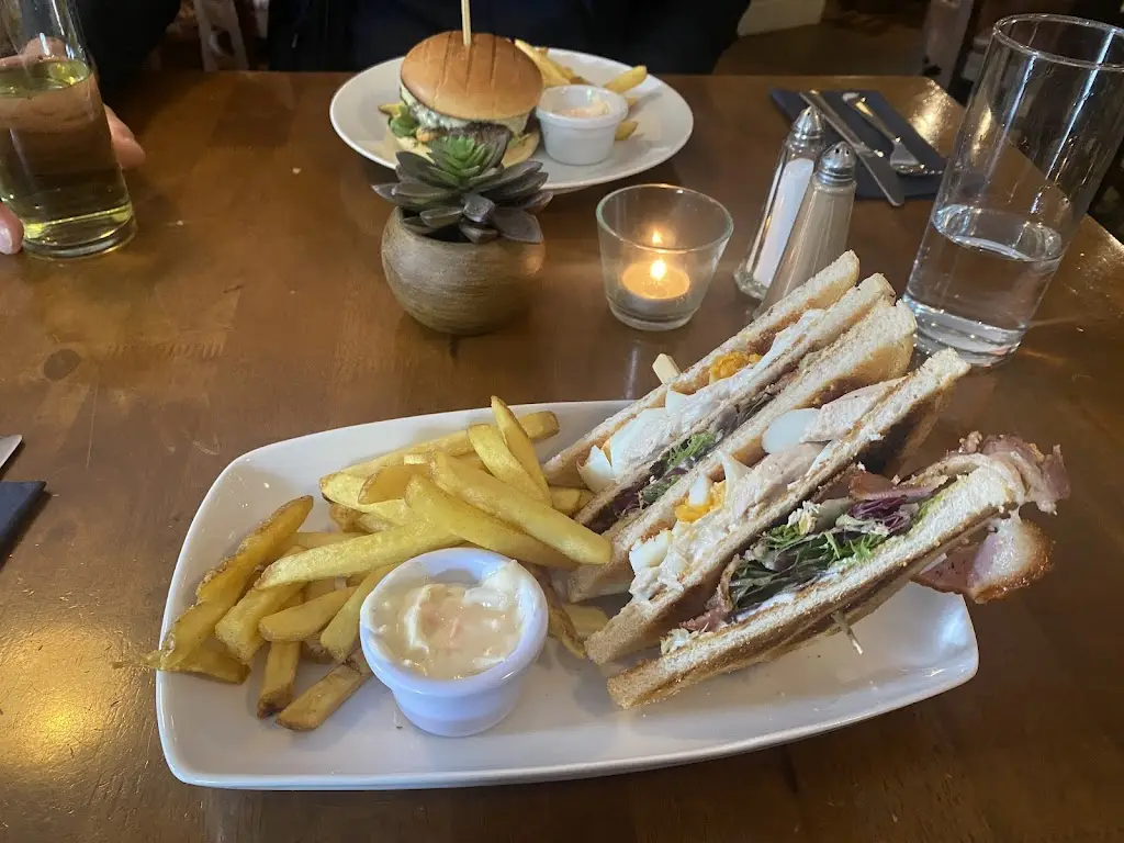 James Fairfoul_The Glen Tavern_Dunfermline_review