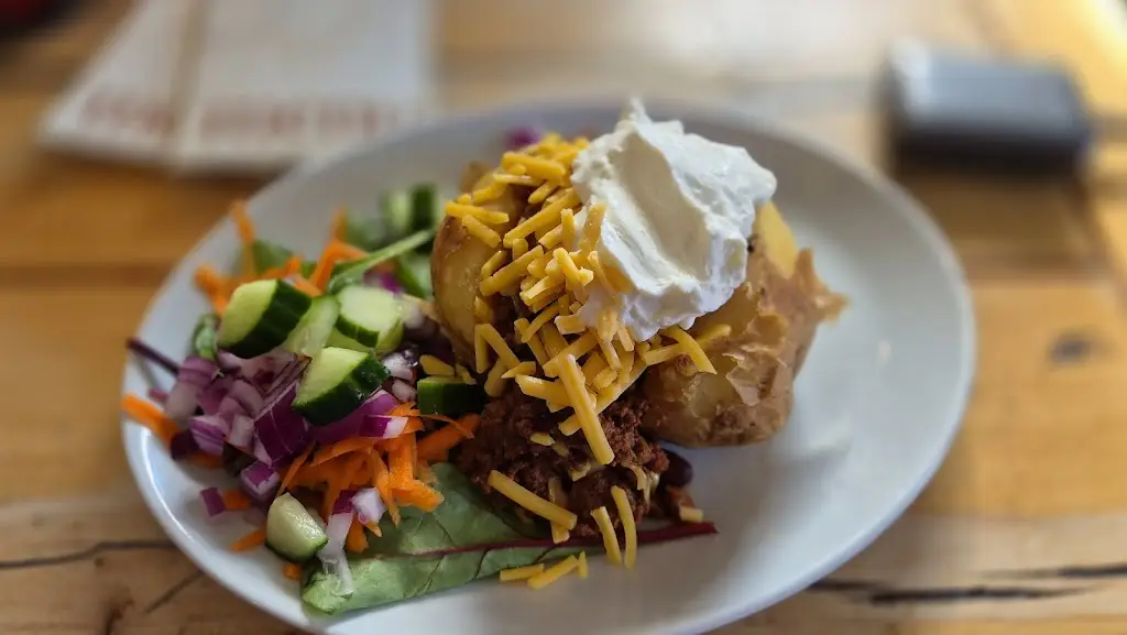 Kathleen Leong_Ness Deli_Drumnadrochit_reseña