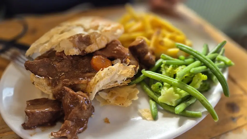 Ness Deli_Drumnadrochit_slider_image_3