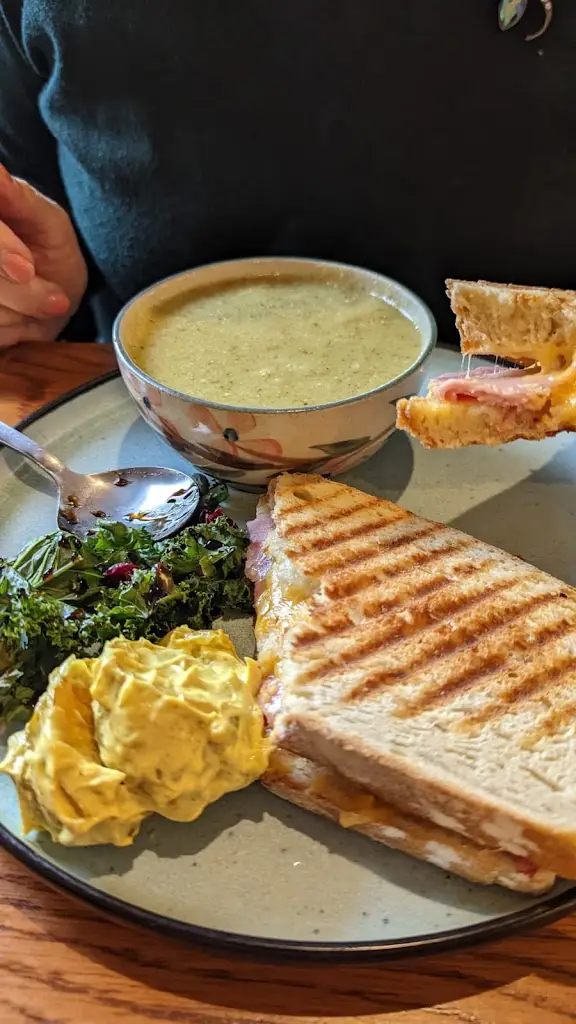 Menu_cafe 82_Drumnadrochit_imagen_8