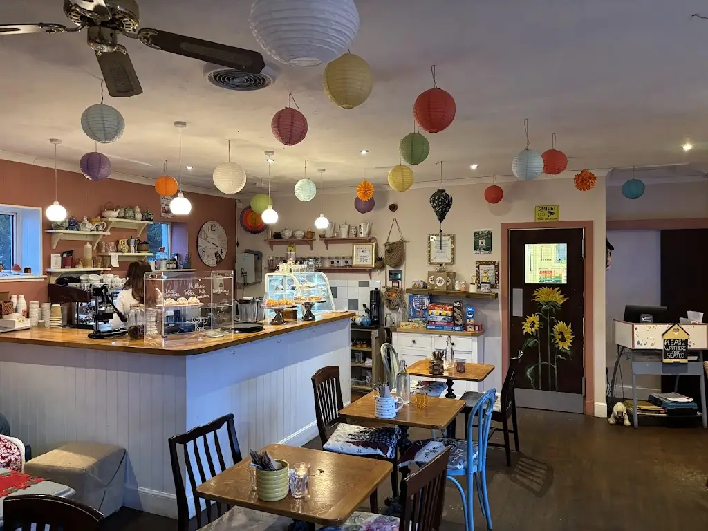 cafe 82_Drumnadrochit_slider_image_3