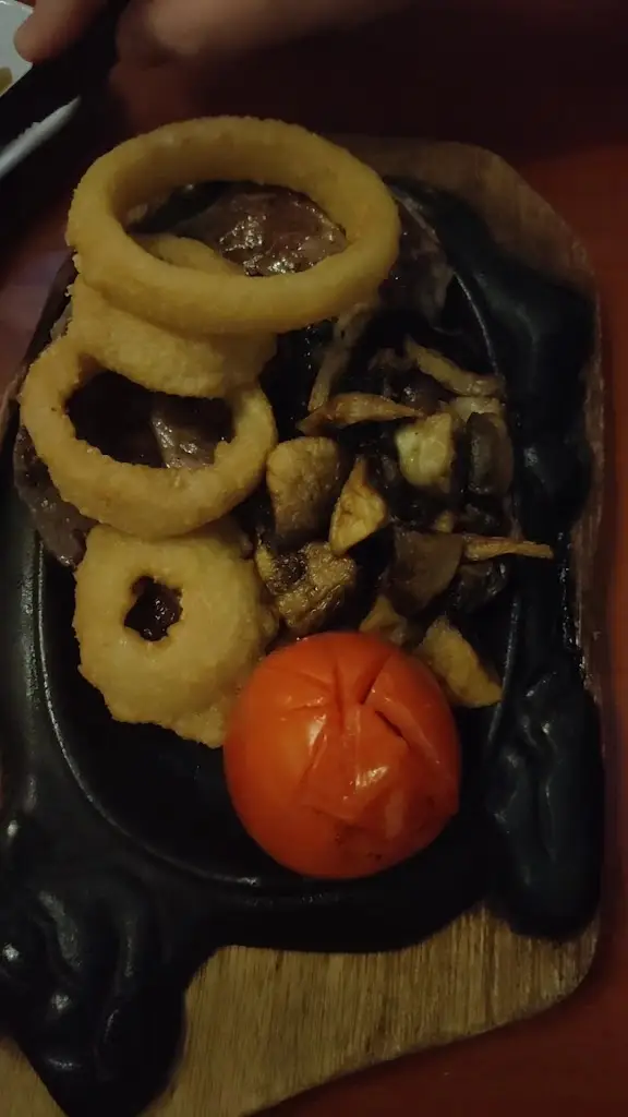 Dutch Inn_Dunipace_slider_image_2