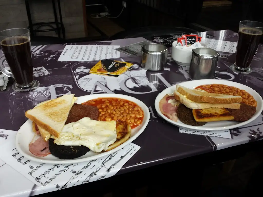 Juanjo Mancebo_Bar 209_Dunipace_recensione