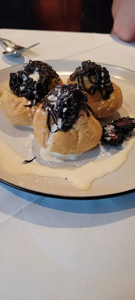 hazel knight_Bruno's Italian Restaurant_Dumfries_recensione