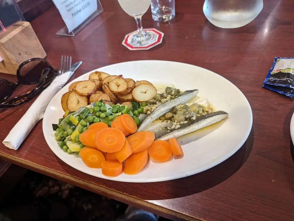 Lillian Jenkins_Cavens Arms_Dumfries and Galloway_review