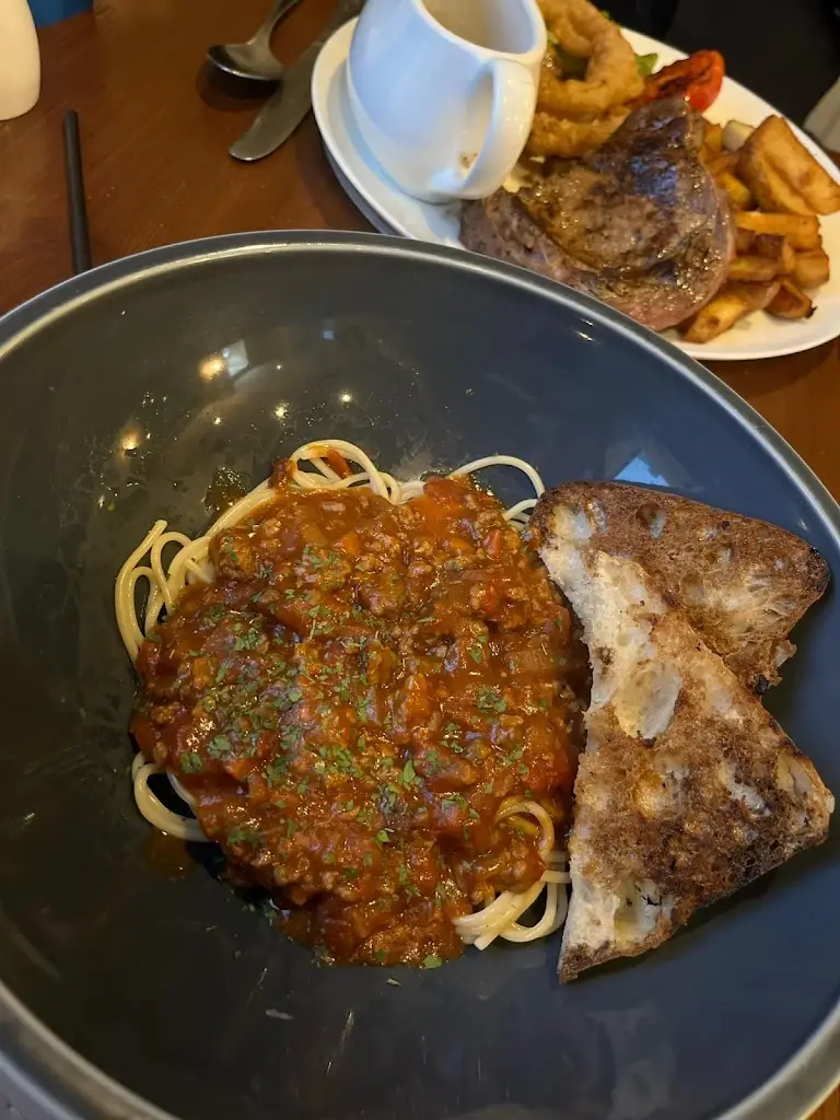 Harry Needham_The Travellers Inn Birdwell_Birdwell_review