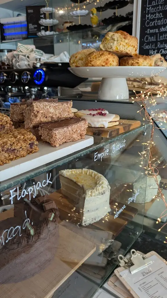 Chris Rush_Dragonfly Cafe_Earlston_review