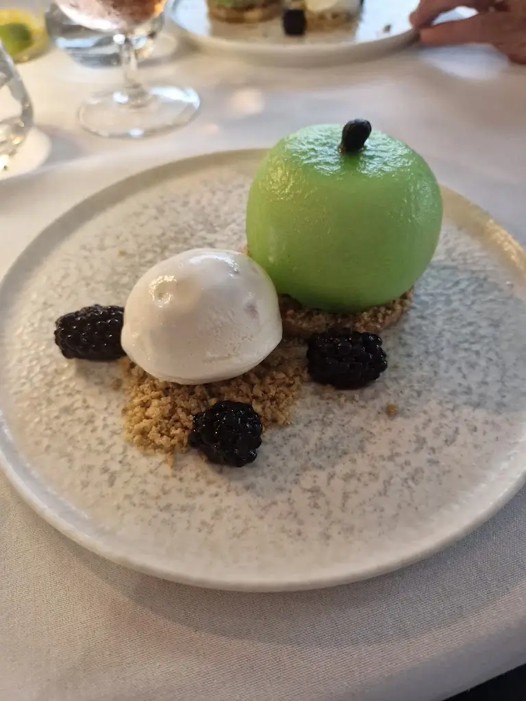 Anthony McGarel_The Magic Mushroom_Billericay_review