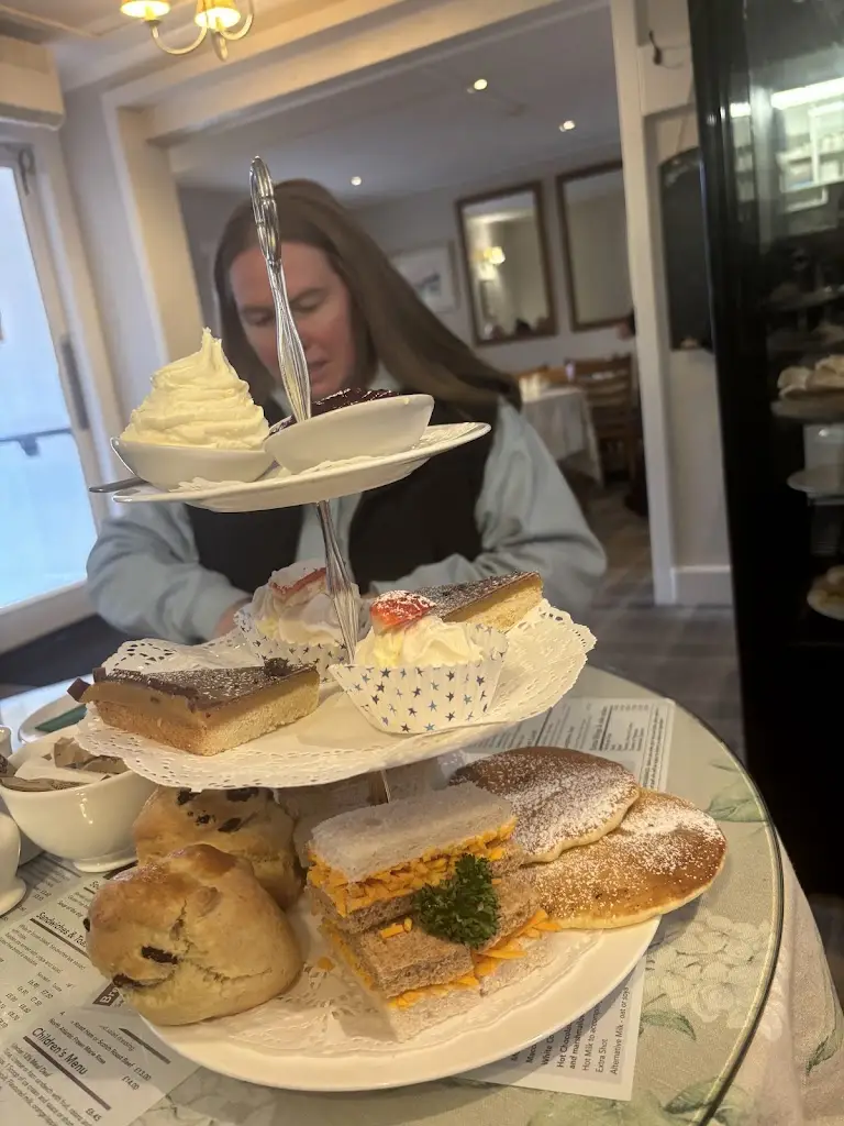 darren macdonald_The Wishing Well Tearoom and Coffee shop_Eaglesham_review