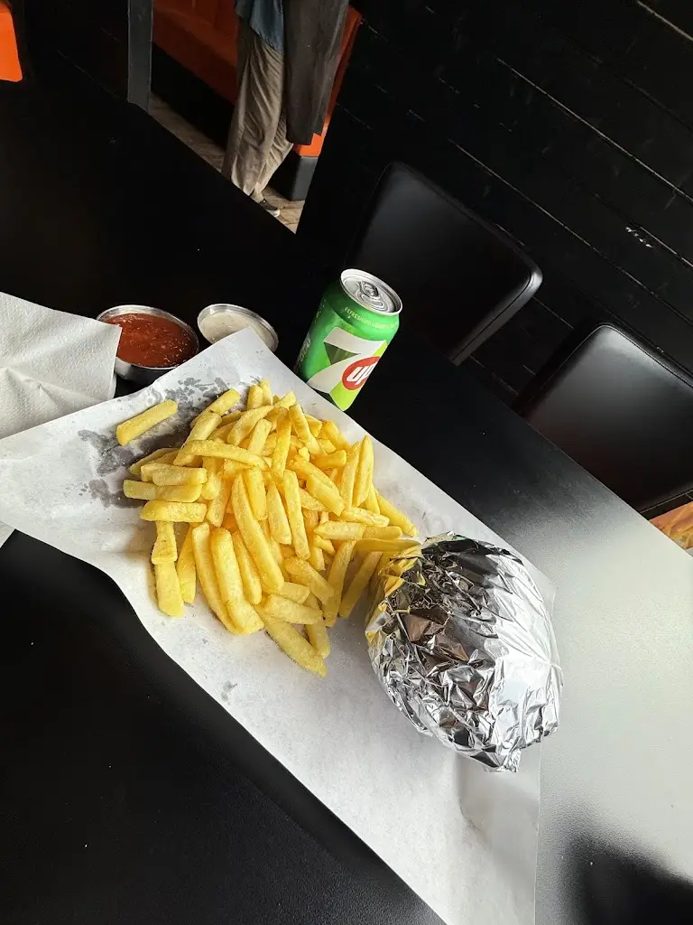 Raja FaNi_fromajio_Eaglesham_review