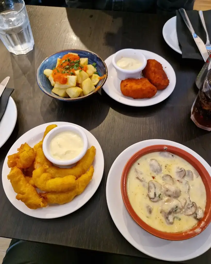 Suzanne Gibson_Malaga Tapas Clarkston_Eaglesham_review