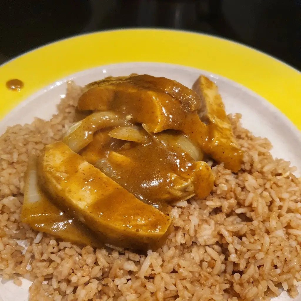 Ian Lang_Peking Village_Eaglesham_review