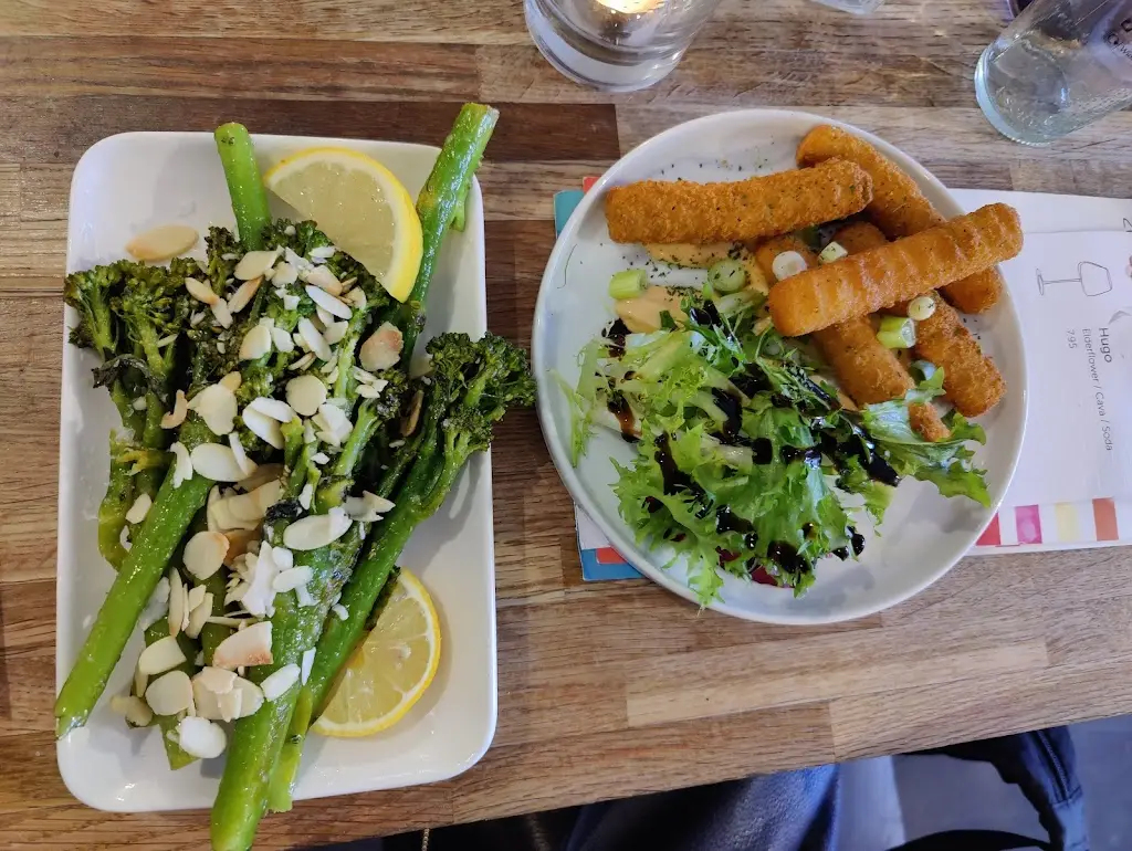 Kyle Watson_Gallery 48_Dundee_recensione