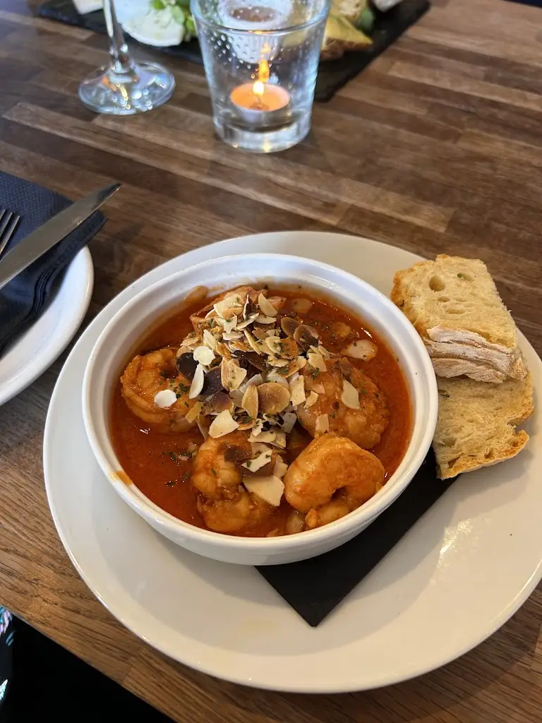 Gallery 48_Dundee_slider_image_2