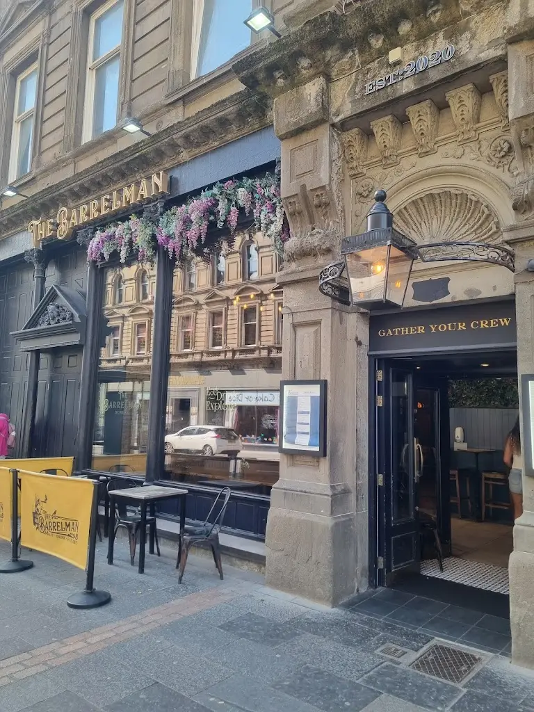 Becca_The Barrelman_Dundee_review