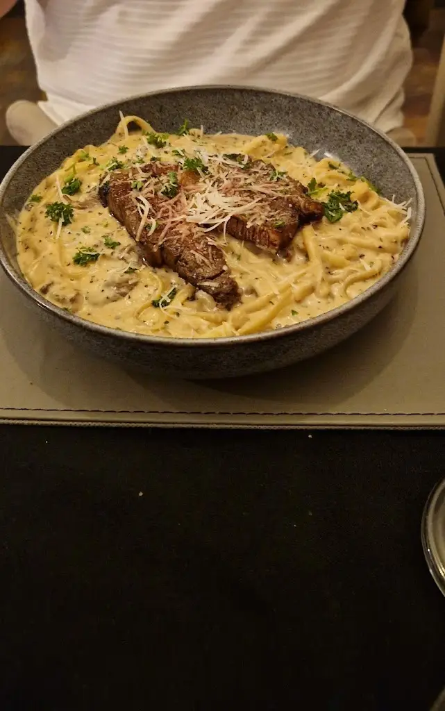 Anne Harvey-chisholm_Don Michele Italian Restaurant_Dundee_review