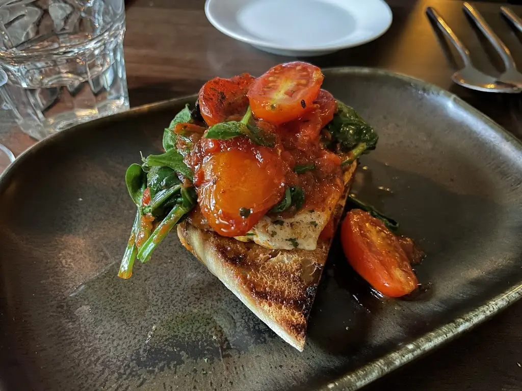 Roger Ang_Piccolo_Dundee_review