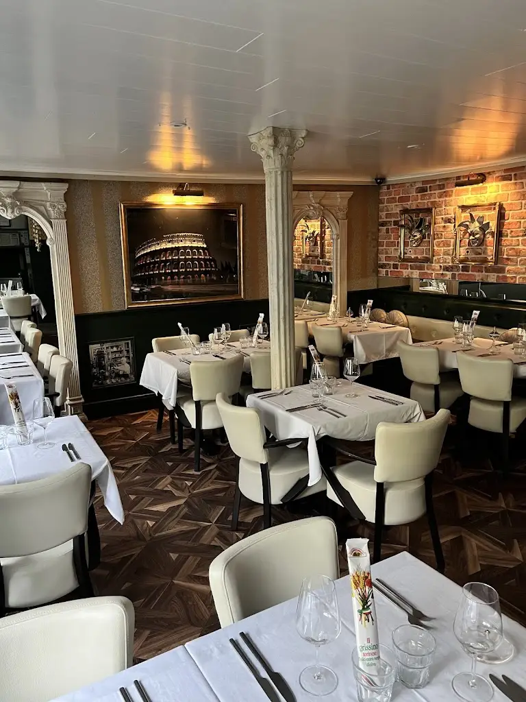 Piccolo restaurant in Dundee