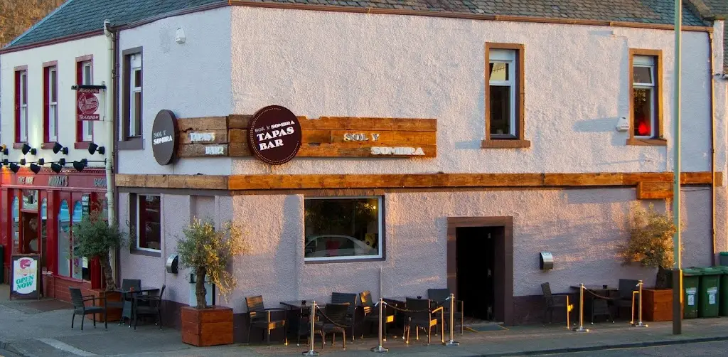 Sol y Sombra Tapas Bar restaurant in Dundee