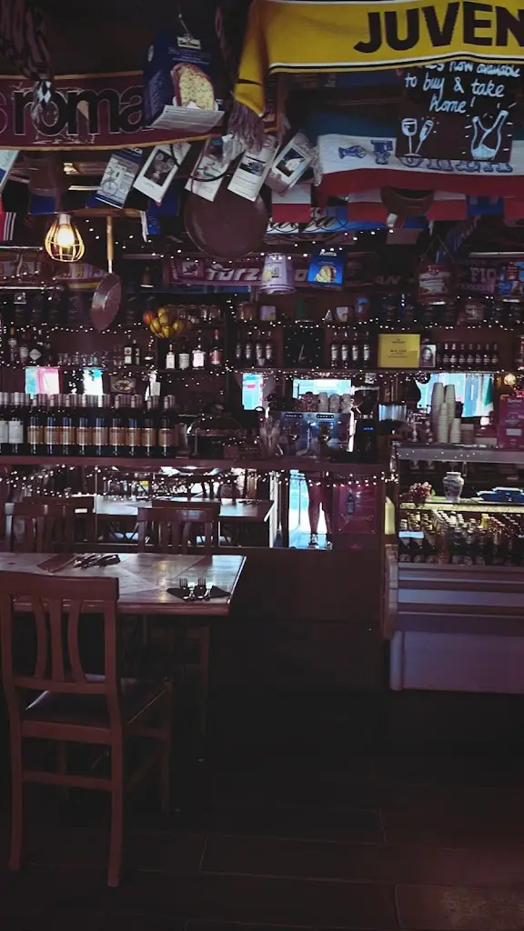 Stevie Mcvie_Café Mariana_East Dunbartonshire_recensione