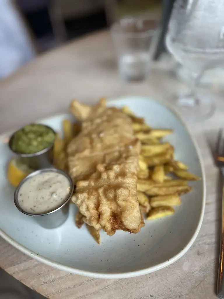 Kenny Marshall_The Grove_East Dunbartonshire_review