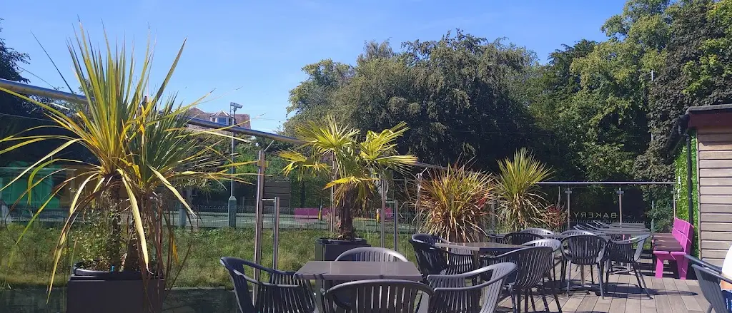 George Law_The Grove_East Dunbartonshire_review